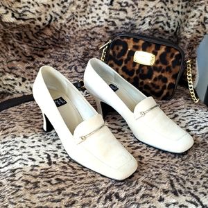 Nine West cream suede heels